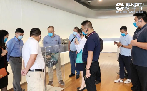 引領企業(yè)智能制造轉型，助推企業(yè)高效發(fā)展!